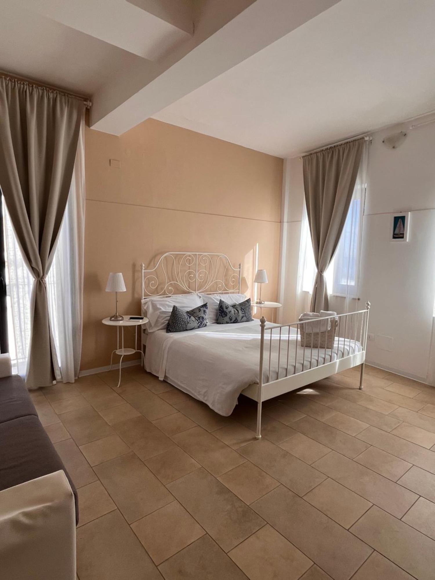 Regina Margherita B&B Marzamemi Ngoại thất bức ảnh